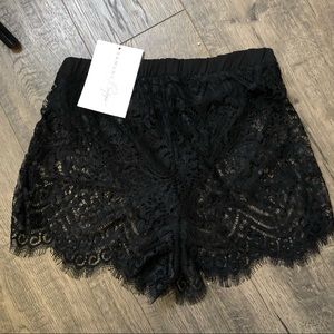 Elegant Black Lace Women Shorts